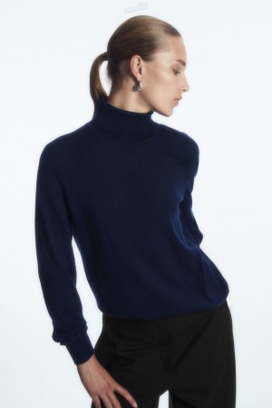 Black COS Merino Wool Roll-Neck Sweater Sweaters & Cardigans | KE42-C2LX