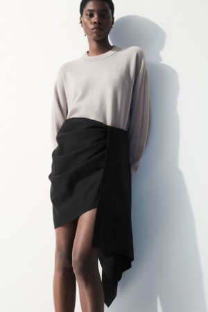 Black COS The Asymmetric Draped Mini Skirt Skirts | NV33-O9SL