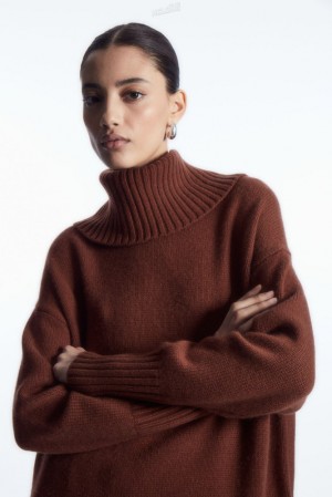 Navy COS Oversized Pure Cashmere Roll-Neck Sweater Sweaters & Cardigans | MU48-X4SU