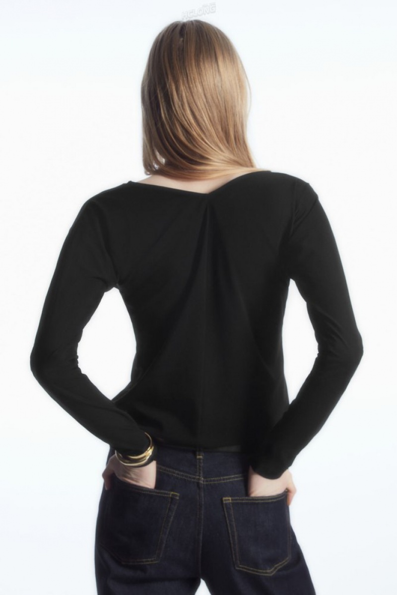 Black COS Angled V-Neck Top Tops | TZ78-Z9RO