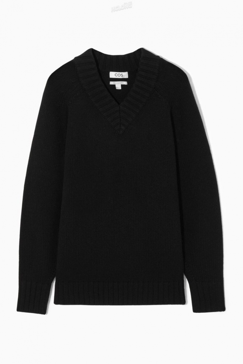 Black COS Chunky Pure Cashmere V-Neck Jumper Knitwear & Cardigans | BF38-S9PX