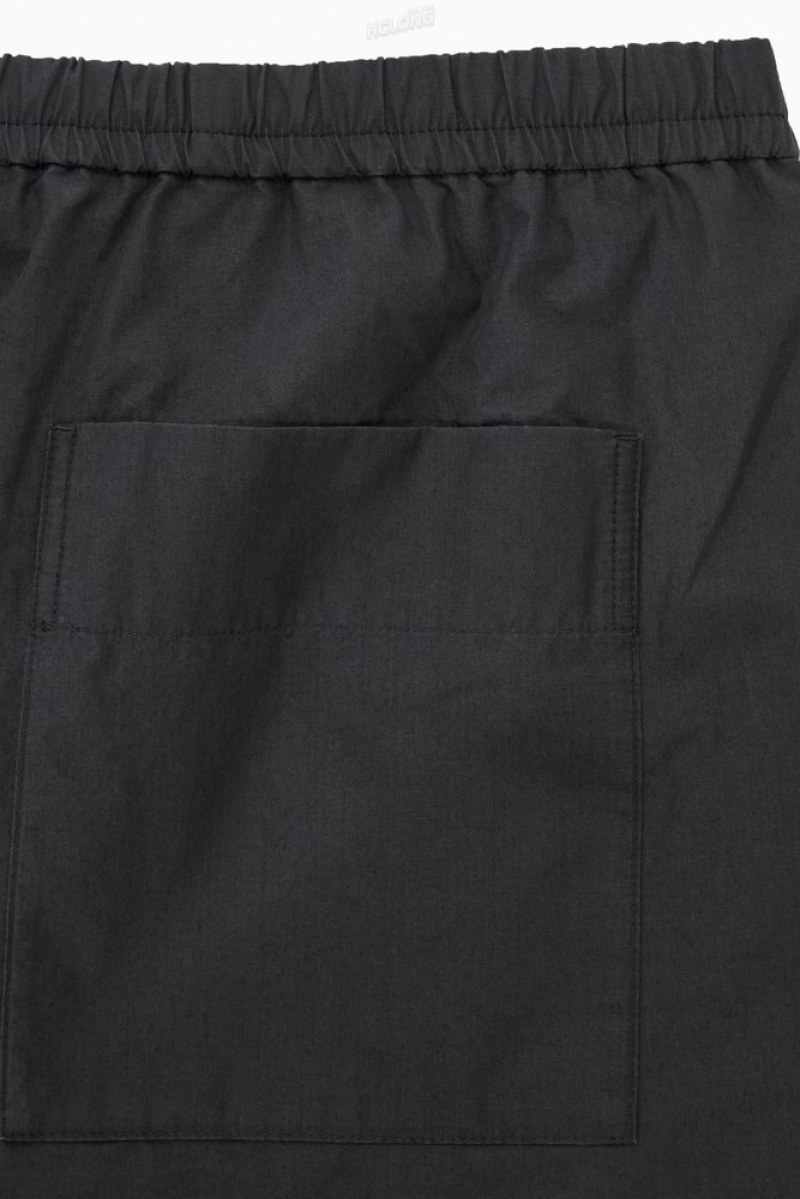 Black COS Elasticated Poplin Shorts Shorts | RJ16-M6NY