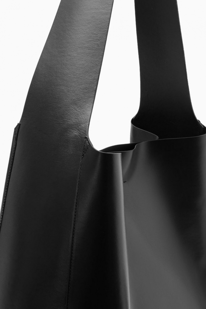 Black COS Slouchy Shoulder Bag - Leather Bags | IM54-S7BC