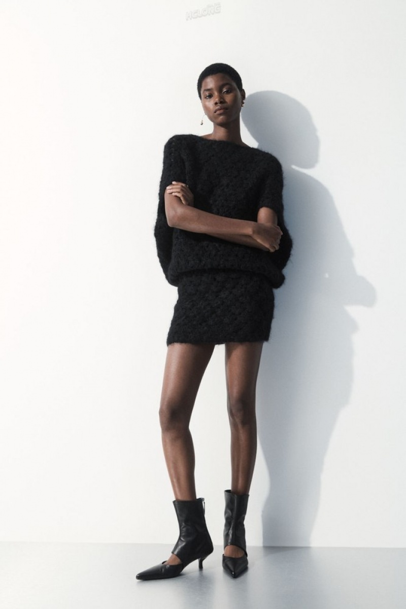 Black COS The Crochet-Knit Mini Skirt Skirts | QX02-R5OV