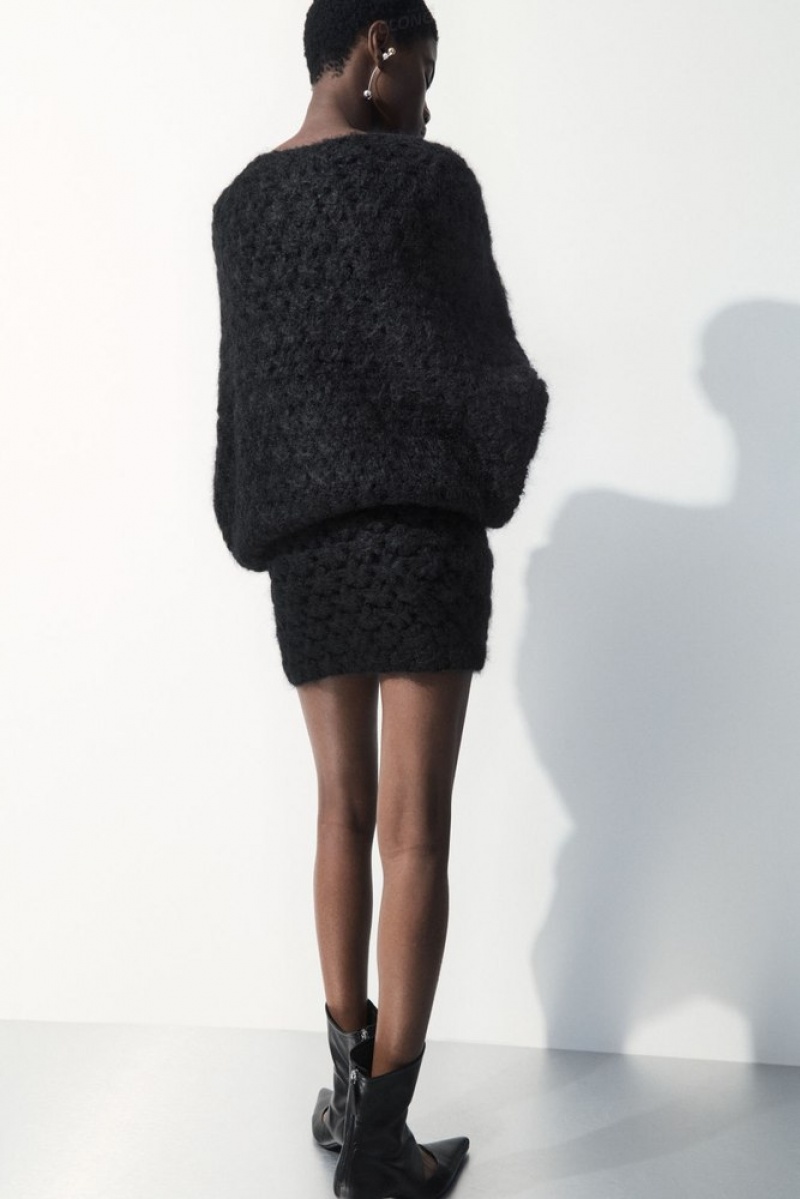 Black COS The Crochet-Knit Mini Skirt Skirts | QX02-R5OV