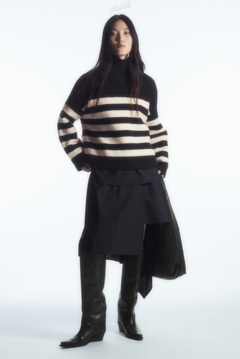 Navy COS Button-Embellished Striped Wool Jumper Knitwear & Cardigans | RN28-A7VE