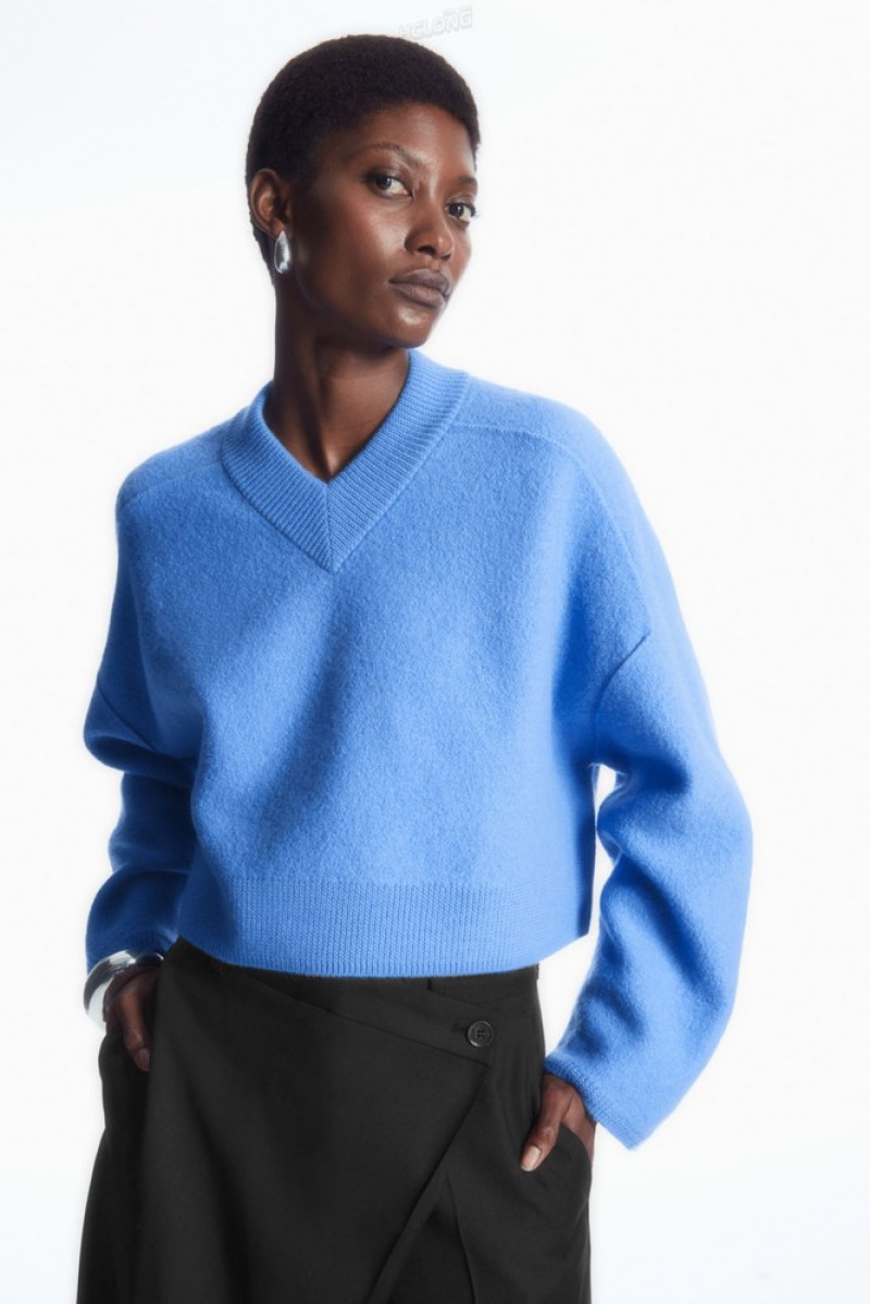 Sky Blue COS Cropped V-Neck Wool Sweater Sweaters & Cardigans | TT97-N3NE